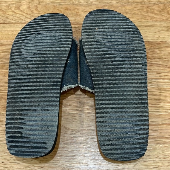 🔴 OHIO STATE Buckeyes Sandals - 11/12 - Picture 3 of 3